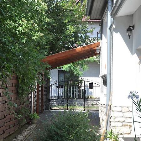 Kertes Apartment Veszprém Exterior photo